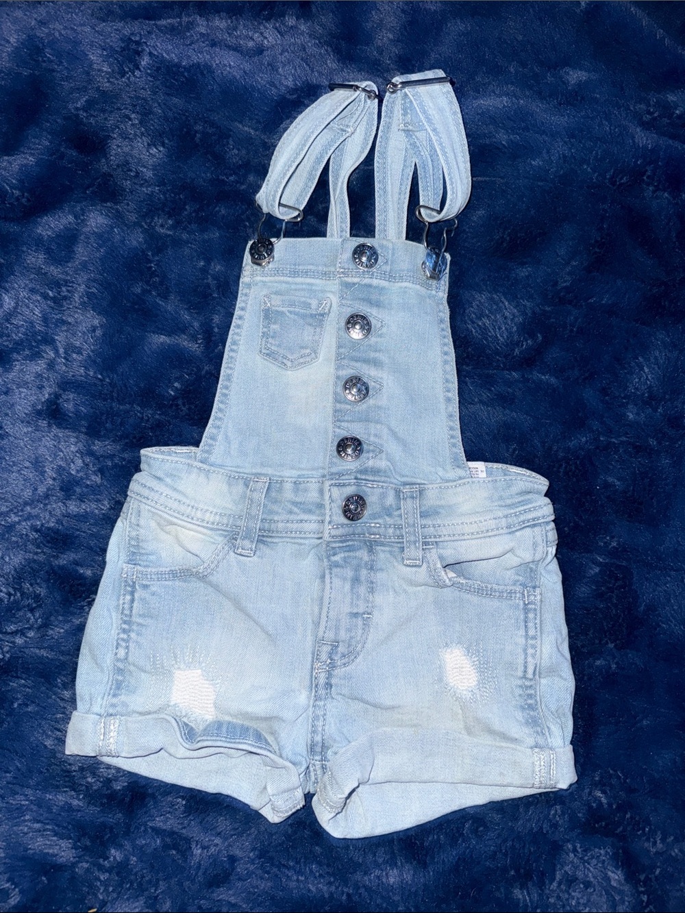 2-3T & Denim Light Wash Denim Short Overalls with Button Front